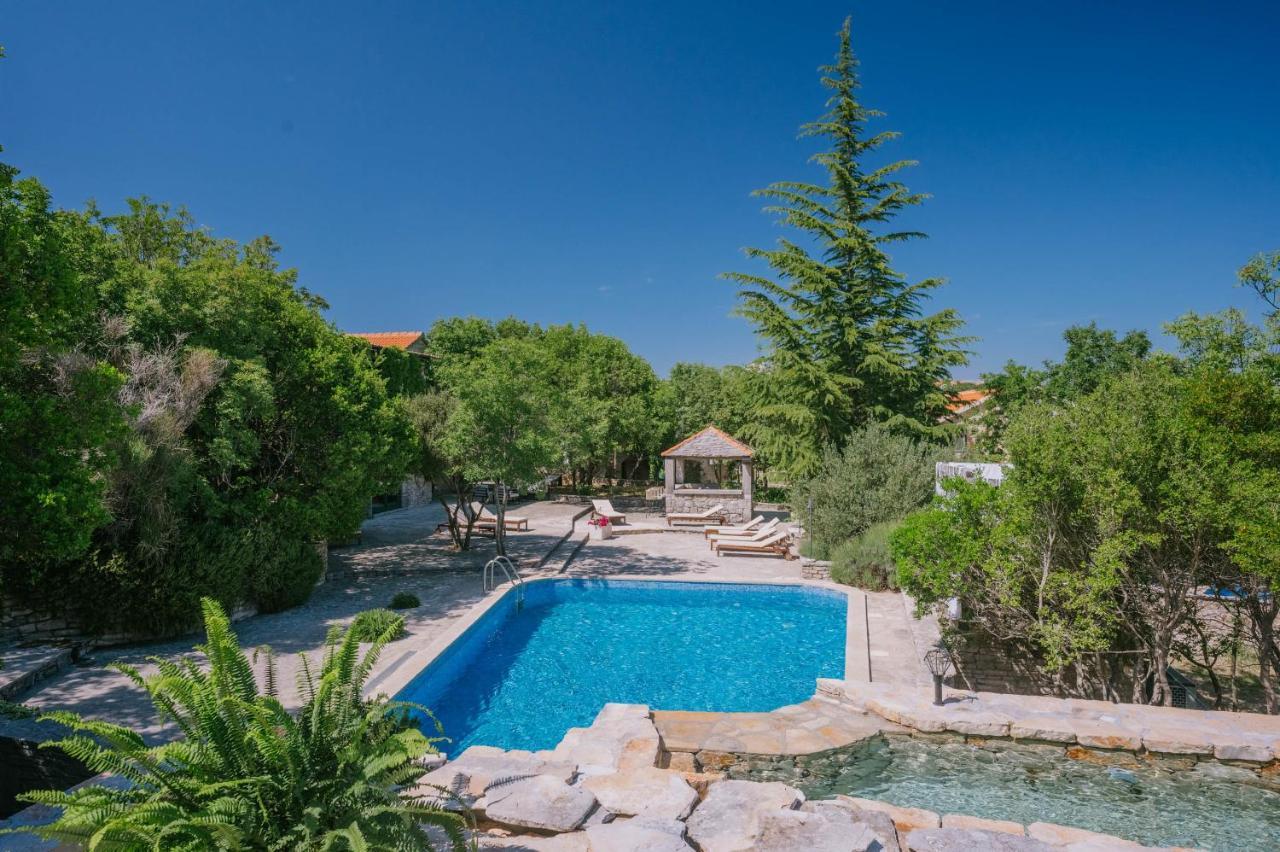 Nono Ban Hotel & Villa Gornji Humac Eksteriør bilde