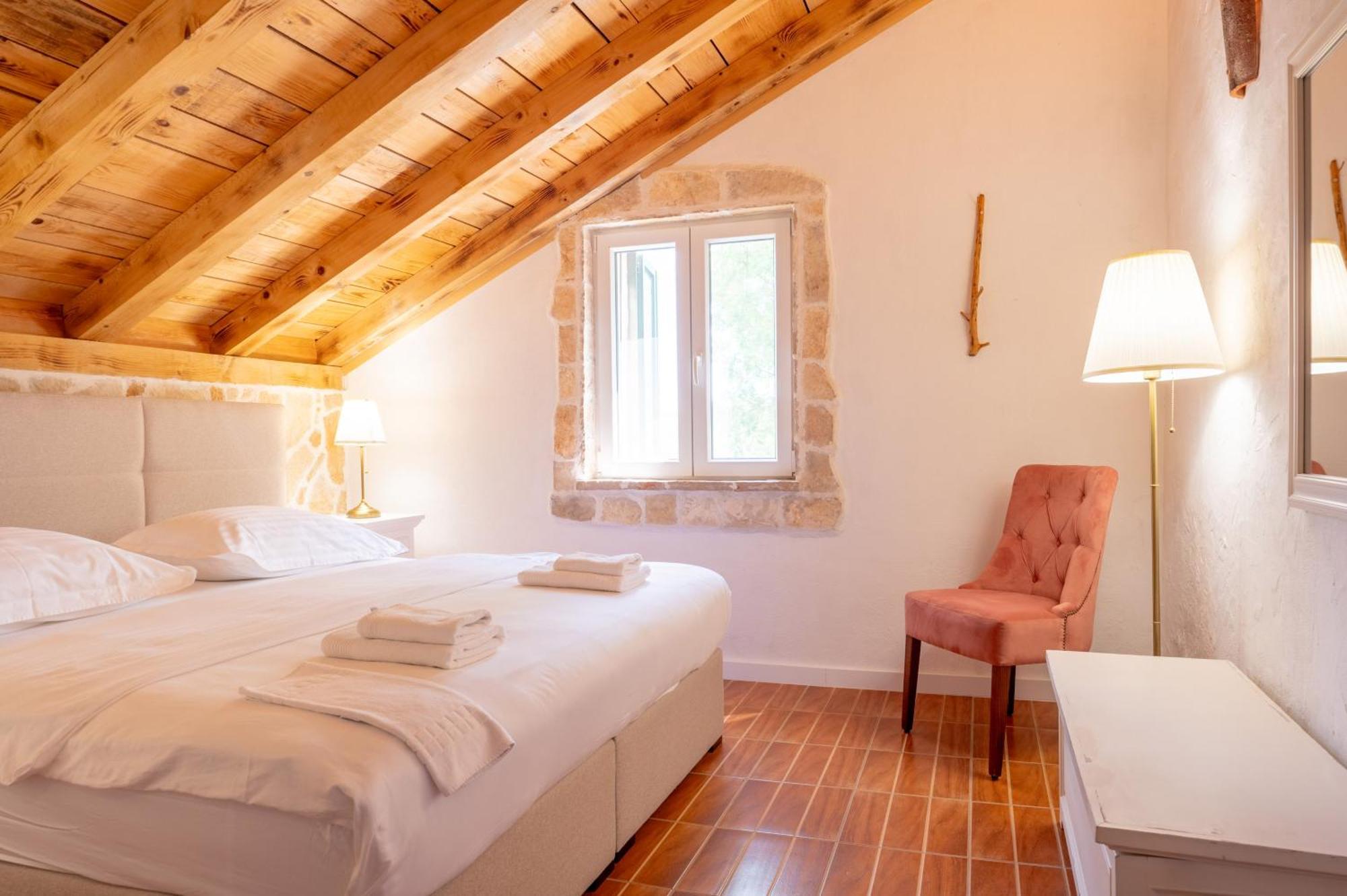 Nono Ban Hotel & Villa Gornji Humac Eksteriør bilde
